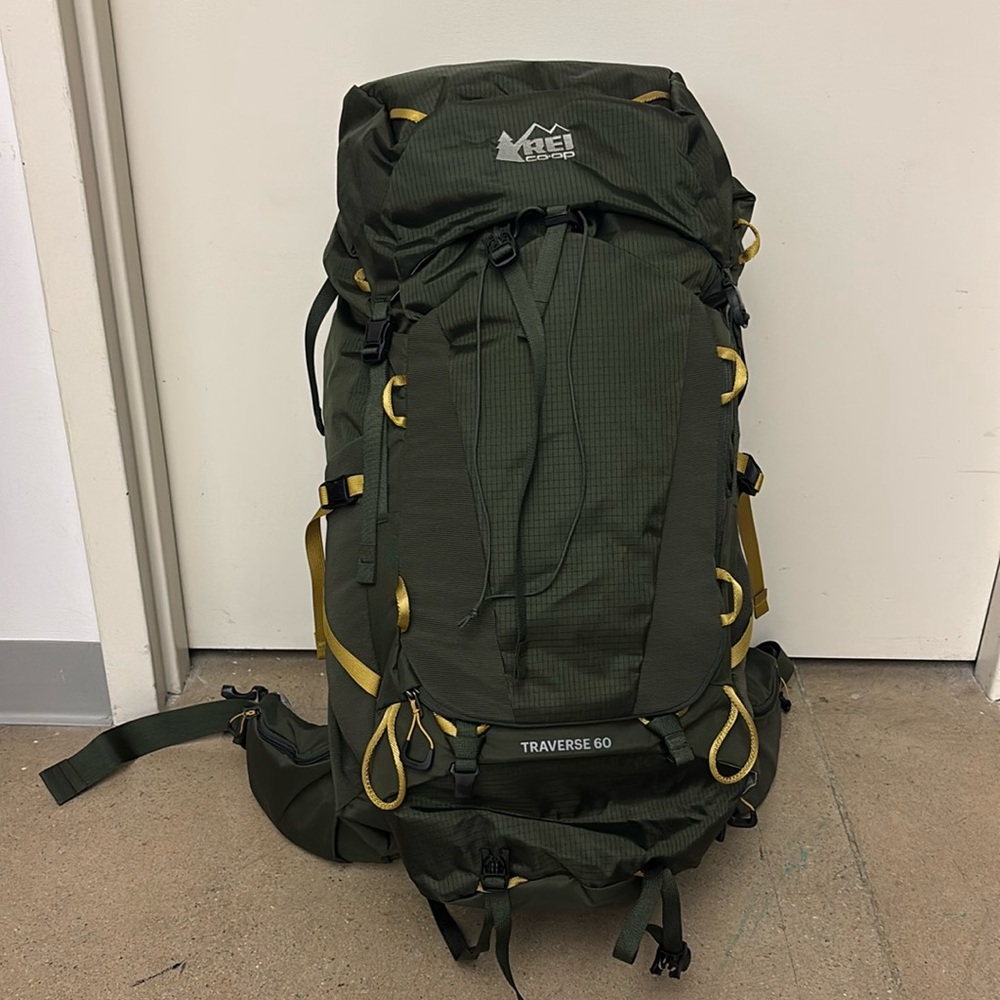 REI Traverse 60 men’s pack